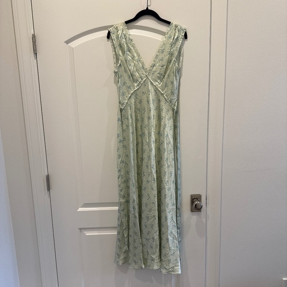 Doen Dresses & Skirts - NWOT Doen Tahlia